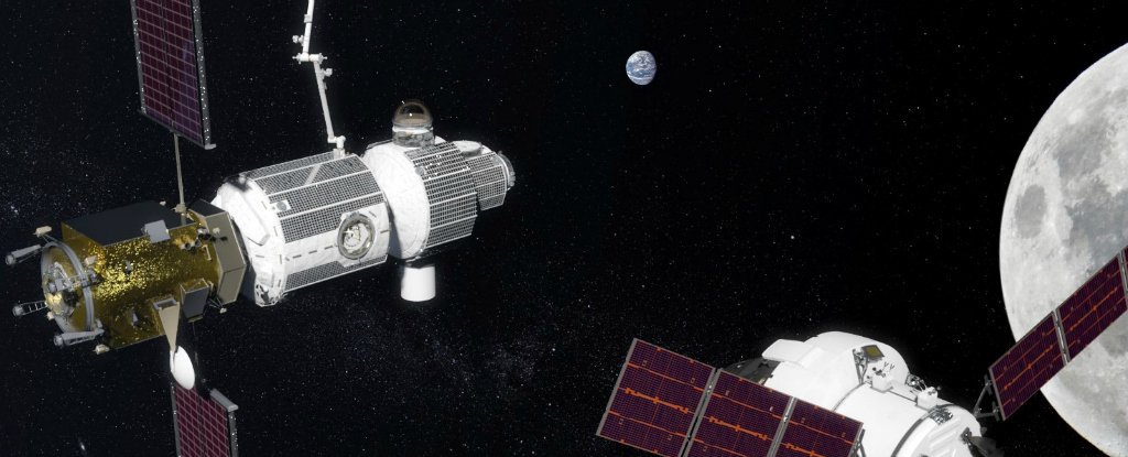Space-Gate Mondraumstation